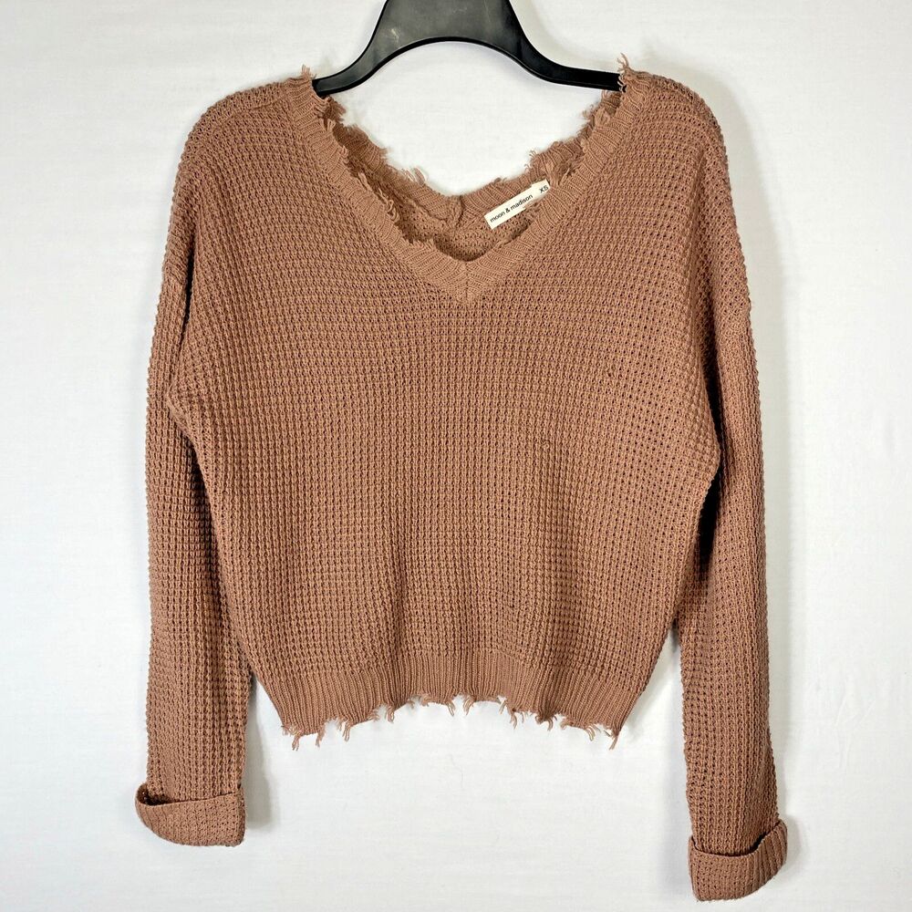 Moon & Madison Sweater Womens Size XS Knit Cropped Pink Blush Distressed Fringe